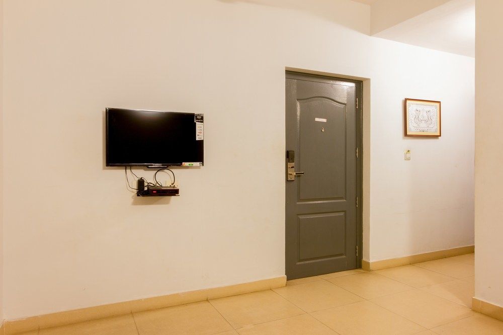 Fabhotel Stay Eeasy Thiruvanmiyur Chennai Exterior photo
