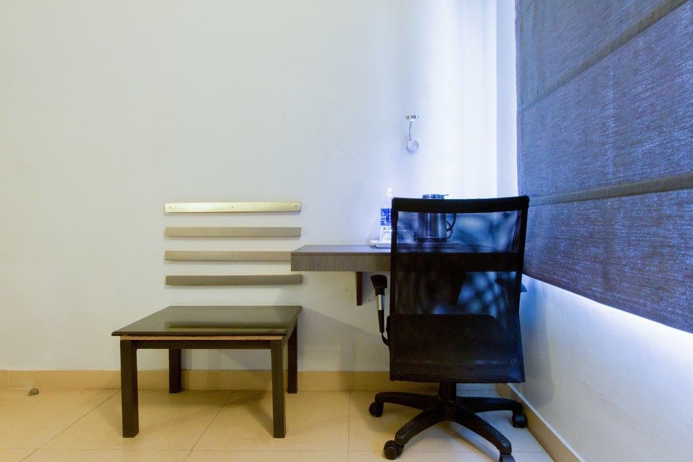 Fabhotel Stay Eeasy Thiruvanmiyur Chennai Exterior photo